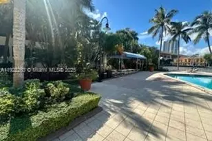 19390 Collins Ave, Sunny Isles Beach, FL 33160 - Photo 33