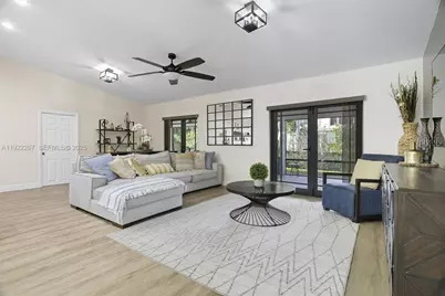 11521 NW 23rd St, Plantation, FL 33323 - Photo 9