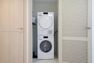 1000 Brickell Plaza, Miami, FL 33131 - Photo 29