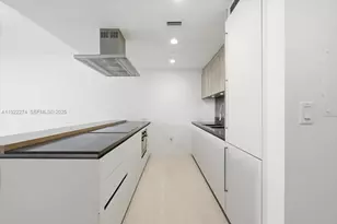 1000 Brickell Plaza, Miami, FL 33131 - Photo 3