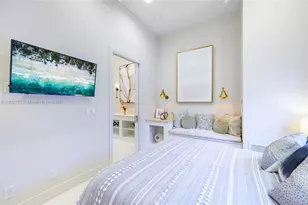 2112 NE 17th Ave, Wilton Manors, FL 33305 - Photo 45