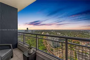 60 SW 13th St, Miami, FL 33130 - Photo 15
