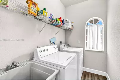 7602 NW 99th Ter, Tamarac, FL 33321 - Photo 23