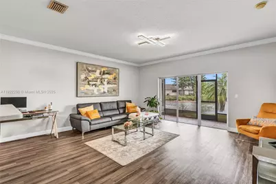 7602 NW 99th Ter, Tamarac, FL 33321 - Photo 5