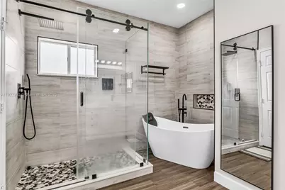 7602 NW 99th Ter, Tamarac, FL 33321 - Photo 17