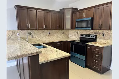 27510 SW 138th Path, Homestead, FL 33032 - Photo 9