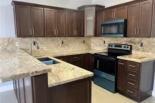 27510 SW 138th Path, Homestead, FL 33032 - Photo 9