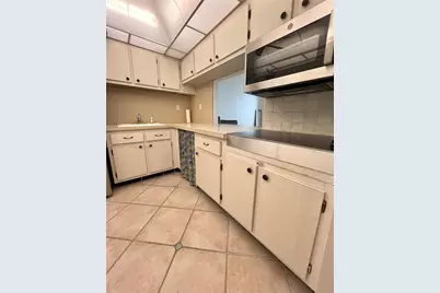 401 Ocean Dr #417, Miami Beach, FL 33139 - Photo 17