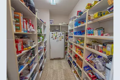 3220 NE 165th St, North Miami Beach, FL 33160 - Photo 23