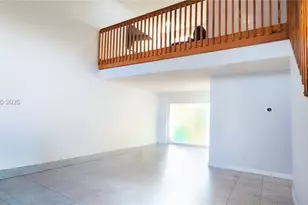 1308 SW 181st Ave, Pembroke Pines, FL 33029 - Photo 3