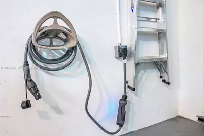 1409 Bird Rd, Coral Gables, FL 33146 - Photo 21