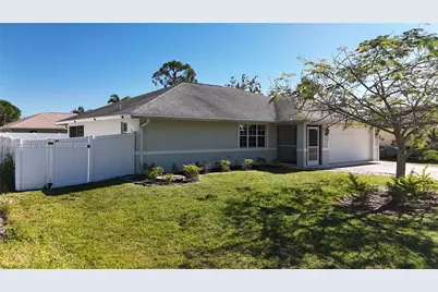 6449 NW Fontana St, Port Saint Lucie, FL 34986 - Photo 3