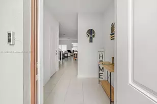 25217 SW 107th Ct, Homestead, FL 33032 - Photo 3