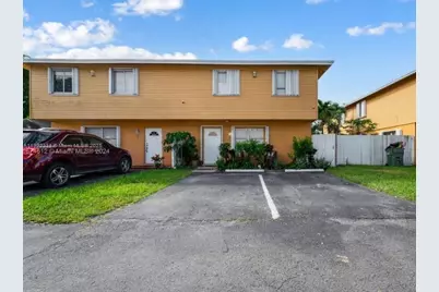 35 NE 12th Ave #35, Homestead, FL 33030 - Photo 3