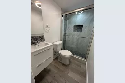 35 NE 12th Ave #35, Homestead, FL 33030 - Photo 11