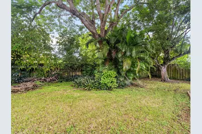 16621 Royal Poinciana Ct, Weston, FL 33326 - Photo 19