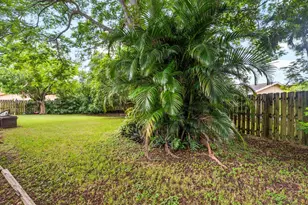 16621 Royal Poinciana Ct, Weston, FL 33326 - Photo 21