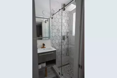 1401 NE 14th Ct, Fort Lauderdale, FL 33304 - Photo 9