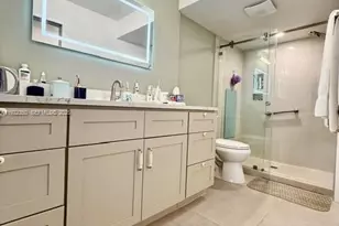 2981 N Nob Hill Rd, Sunrise, FL 33322 - Photo 23