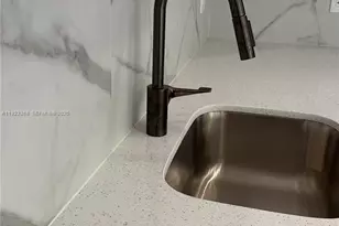 935 Jefferson Ave, Miami Beach, FL 33139 - Photo 9