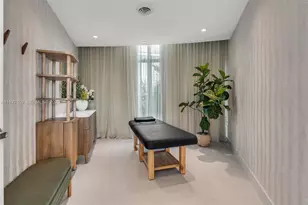 700 NE 24th St, Miami, FL 33137 - Photo 53