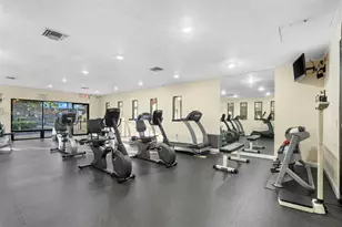 9601 Sunrise Lakes Blvd, Sunrise, FL 33322 - Photo 25