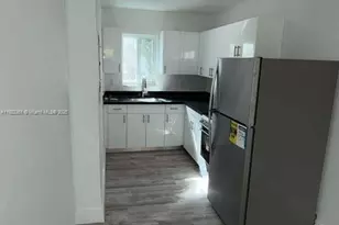 935 Jefferson Ave, Miami Beach, FL 33139 - Photo 1