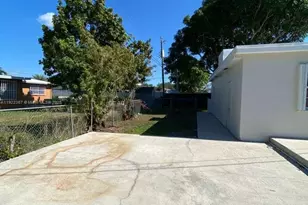 8825 SW 19th St, Miami, FL 33165 - Photo 3