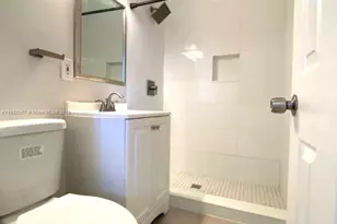 8825 SW 19th St, Miami, FL 33165 - Photo 17