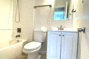 8825 SW 19th St, Miami, FL 33165 - Photo 13