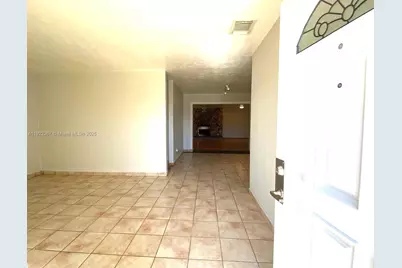 8825 SW 19th St #8825, Miami, FL 33165 - Photo 9