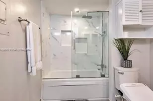 1717 N Bayshore Dr, Miami, FL 33132 - Photo 15