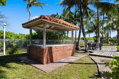 2655 Collins Ave #603, Miami Beach, FL 33140 - Photo 57