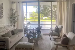 9420 Poinciana Pl, Davie, FL 33324 - Photo 19