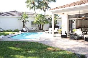 2524 Bay Pointe Ct, Weston, FL 33327 - Photo 11