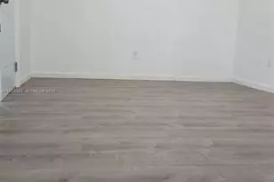 6431 Hayes St, Hollywood, FL 33024 - Photo 5