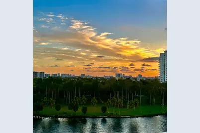 1700 NW N River Dr #907, Miami, FL 33125 - Photo 3