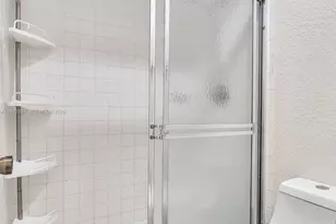 1361 Cottonwood Cir, Weston, FL 33326 - Photo 25