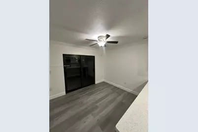 5261 W 25th Ct #904, Hialeah, FL 33016 - Photo 9