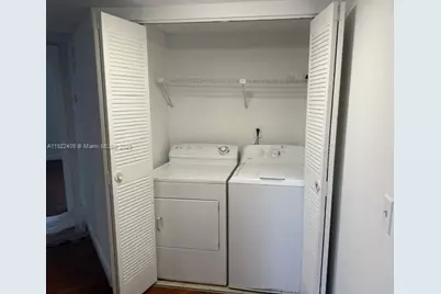 8333 Lake Dr #502, Doral, FL 33166 - Photo 3