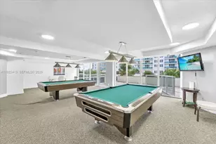 2401 Collins Ave, Miami Beach, FL 33140 - Photo 21