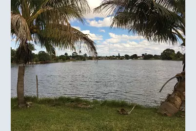 3705 SW 68th Ave, Miramar, FL 33023 - Photo 19