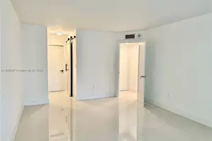 2851 NE 183rd St, Aventura, FL 33160 - Photo 9