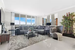 848 Brickell Key Dr, Miami, FL 33131 - Photo 3
