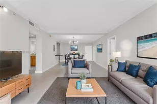 401 69th St, Miami Beach, FL 33141 - Photo 3