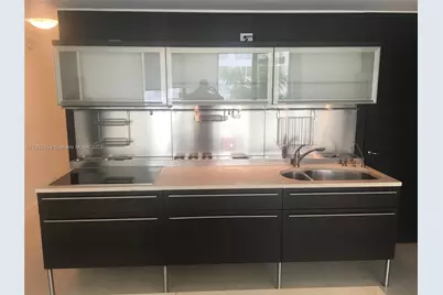 6000 Collins Ave #521, Miami Beach, FL 33140 - Photo 19