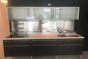 6000 Collins Ave, Miami Beach, FL 33140 - Photo 19