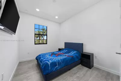 757 SW 11th St, Florida City, FL 33034 - Photo 21