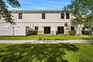 757 SW 11th St, Florida City, FL 33034 - Photo 27