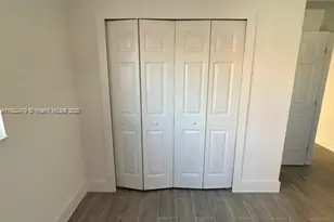 7152 SW 22nd St, Miami, FL 33155 - Photo 1